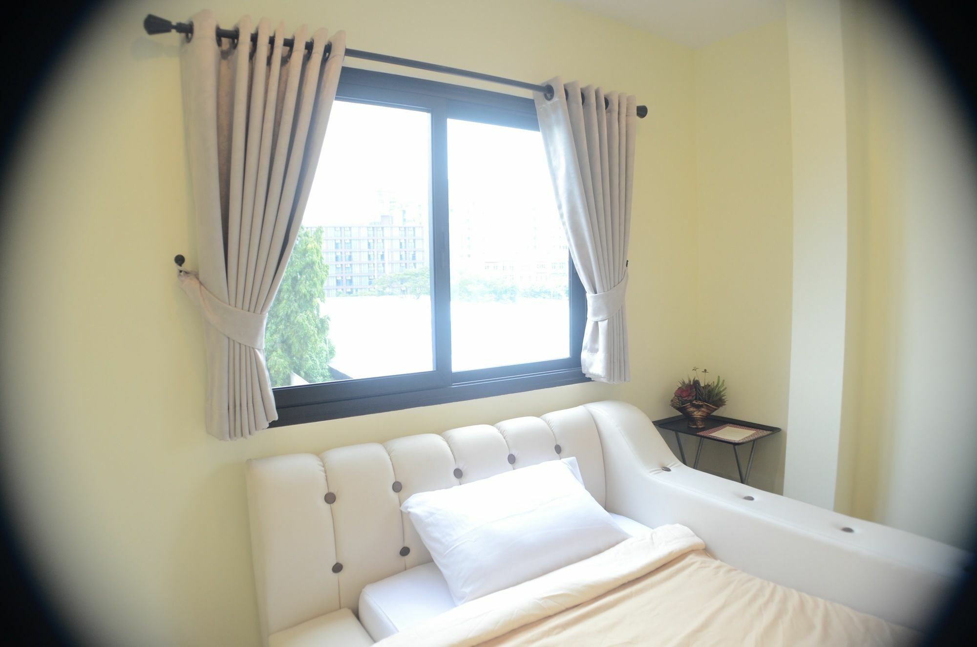 4 Bedroom House At Skytrain 방콕 외부 사진